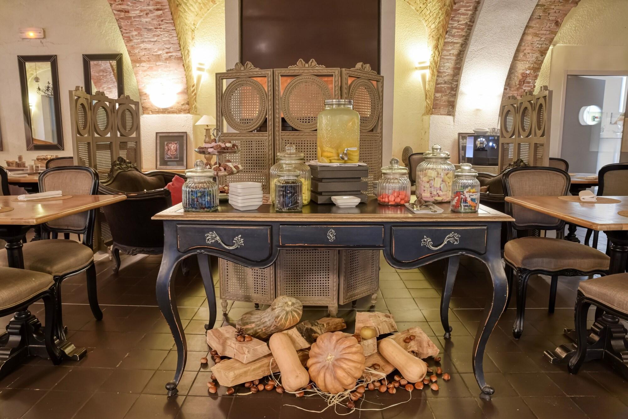 Hotel La Robeyere; BW Signature Collection Embrun Esterno foto
