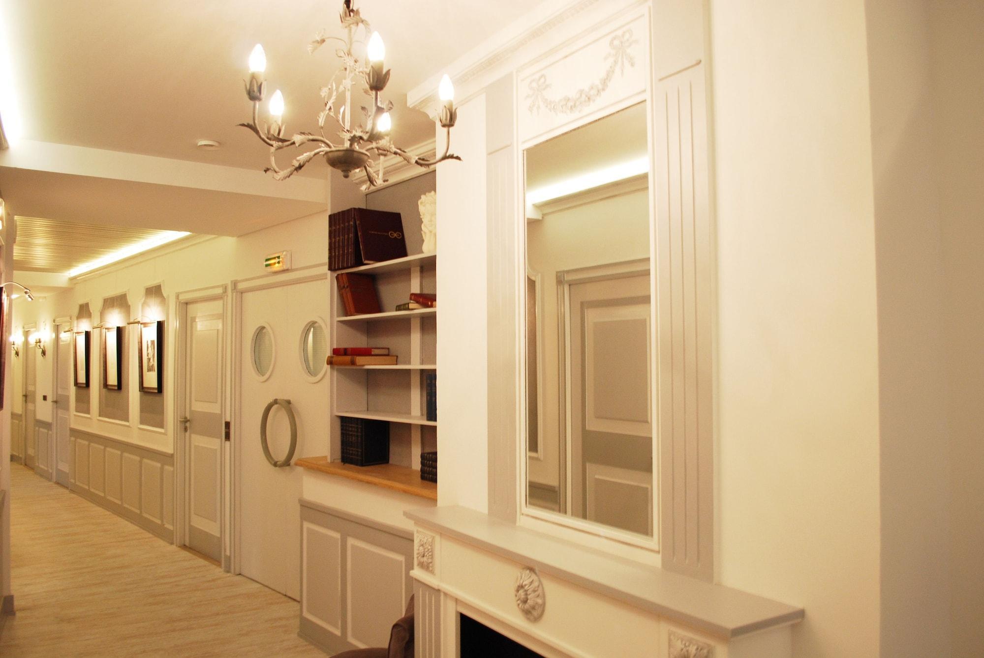 Hotel La Robeyere; BW Signature Collection Embrun Esterno foto