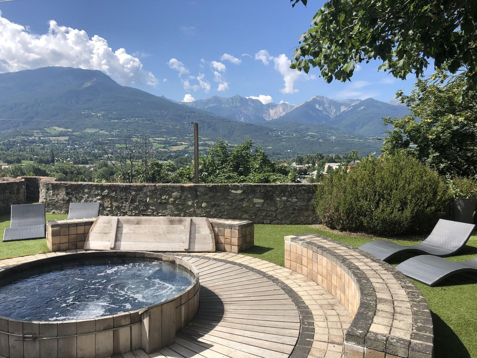 Hotel La Robeyere; BW Signature Collection Embrun Esterno foto